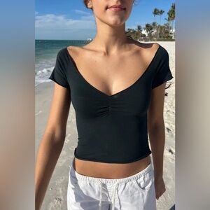 Brandy Melville Gina Top